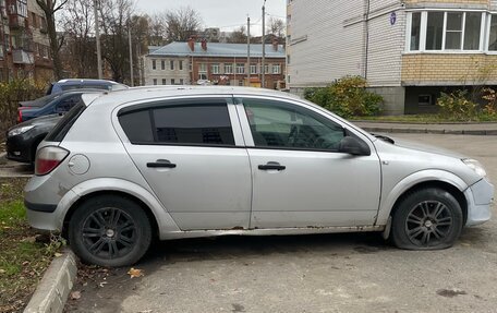 Opel Astra H, 2004 год, 145 000 рублей, 1 фотография