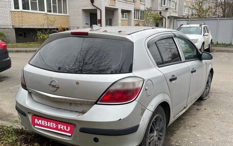 Opel Astra H, 2004 год, 145 000 рублей, 2 фотография