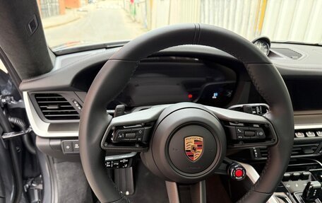 Porsche 911, 2025 год, 27 000 000 рублей, 14 фотография