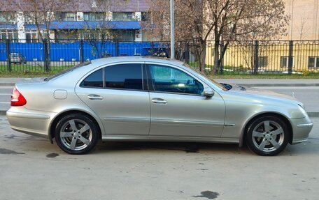 Mercedes-Benz E-Класс, 2005 год, 1 100 000 рублей, 4 фотография