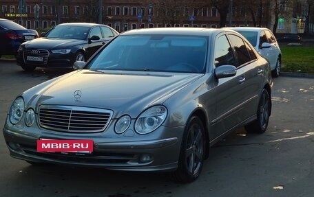 Mercedes-Benz E-Класс, 2005 год, 1 100 000 рублей, 2 фотография