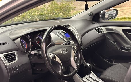 Hyundai Elantra V, 2011 год, 890 000 рублей, 13 фотография