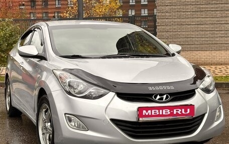 Hyundai Elantra V, 2011 год, 890 000 рублей, 3 фотография