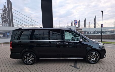 Mercedes-Benz V-Класс, 2023 год, 10 990 000 рублей, 6 фотография