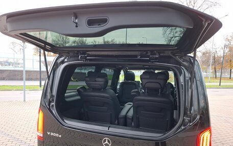 Mercedes-Benz V-Класс, 2023 год, 10 990 000 рублей, 9 фотография