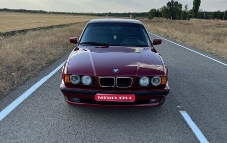 BMW 5 серия, 1991 год, 850 000 рублей, 1 фотография