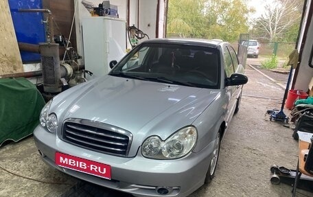 Hyundai Sonata IV рестайлинг, 2005 год, 430 000 рублей, 1 фотография