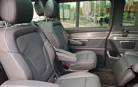 Mercedes-Benz V-Класс, 2023 год, 10 990 000 рублей, 33 фотография