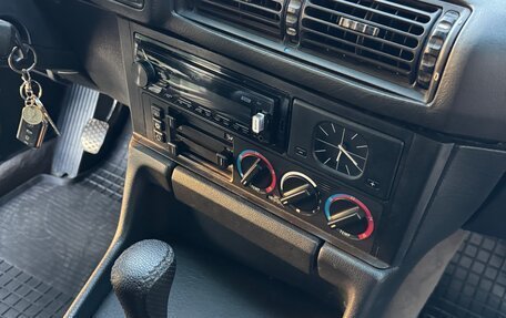 BMW 5 серия, 1991 год, 850 000 рублей, 8 фотография