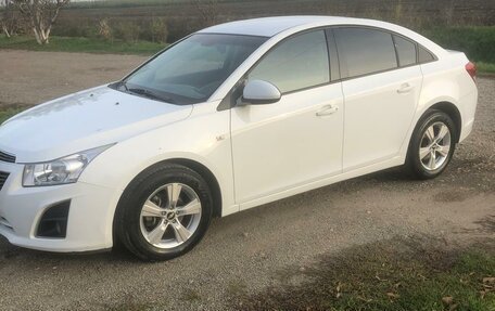 Chevrolet Cruze II, 2013 год, 805 000 рублей, 3 фотография