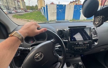 Toyota Hilux VII, 2011 год, 1 700 000 рублей, 9 фотография