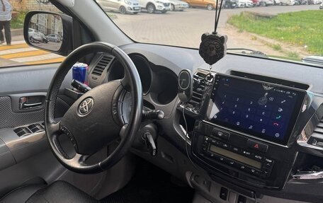 Toyota Hilux VII, 2011 год, 1 700 000 рублей, 7 фотография