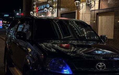 Toyota Hilux VII, 2011 год, 1 700 000 рублей, 2 фотография