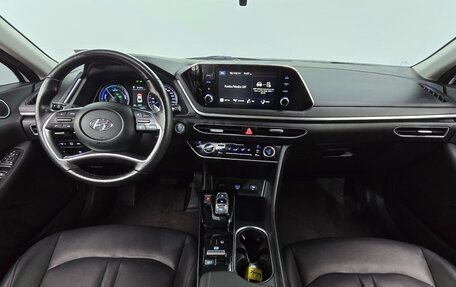 Hyundai Sonata VIII, 2021 год, 1 800 000 рублей, 8 фотография