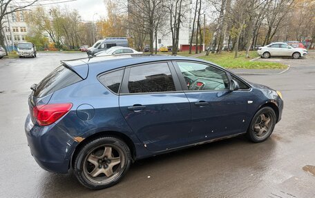 Opel Astra J, 2011 год, 500 000 рублей, 3 фотография