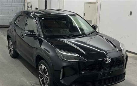 Toyota Yaris Cross, 2021 год, 1 700 000 рублей, 7 фотография