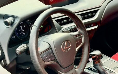 Lexus UX I, 2021 год, 2 694 635 рублей, 6 фотография