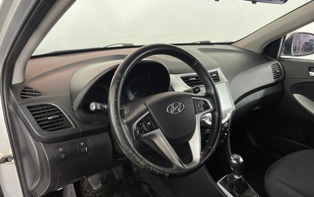 Hyundai Solaris II рестайлинг, 2011 год, 592 000 рублей, 8 фотография