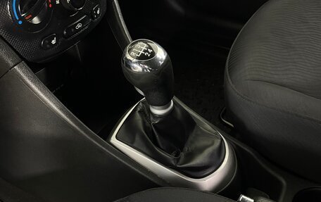 Hyundai Solaris II рестайлинг, 2011 год, 592 000 рублей, 15 фотография