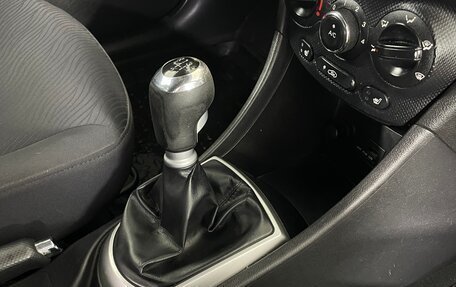 Hyundai Solaris II рестайлинг, 2011 год, 592 000 рублей, 16 фотография