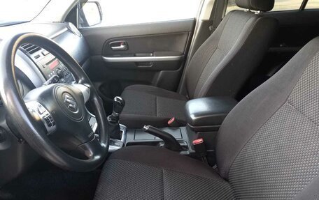 Suzuki Grand Vitara, 2011 год, 910 000 рублей, 8 фотография