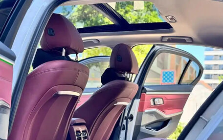 BMW 3 серия, 2022 год, 3 182 000 рублей, 10 фотография