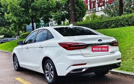 Ford Escort, 2022 год, 1 016 555 рублей, 4 фотография