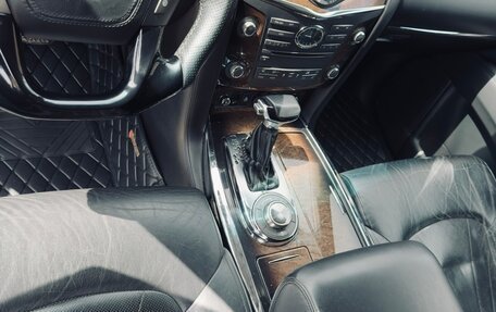 Infiniti QX56, 2011 год, 2 100 000 рублей, 10 фотография