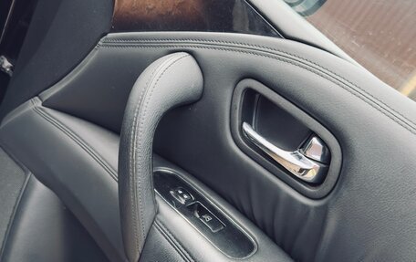 Infiniti QX56, 2011 год, 2 100 000 рублей, 19 фотография