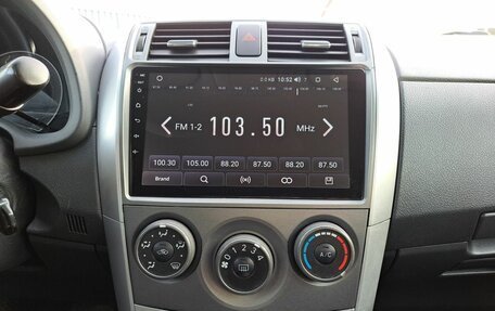 Toyota Corolla, 2011 год, 1 069 000 рублей, 18 фотография