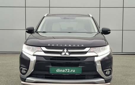 Mitsubishi Outlander III рестайлинг 3, 2018 год, 1 890 000 рублей, 3 фотография