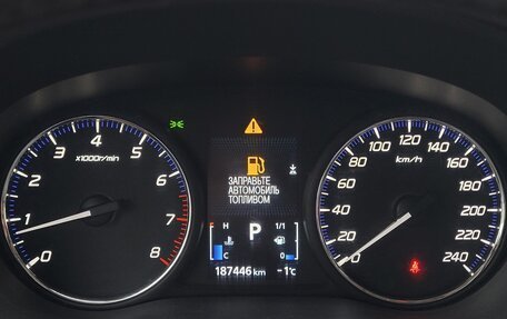 Mitsubishi Outlander III рестайлинг 3, 2018 год, 1 890 000 рублей, 12 фотография