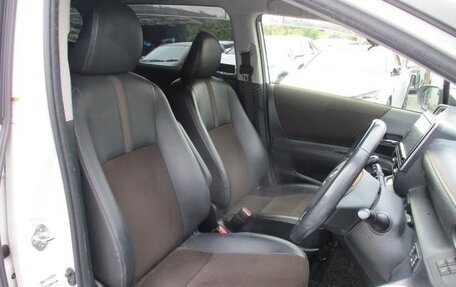 Toyota Sienta II, 2021 год, 1 305 000 рублей, 9 фотография