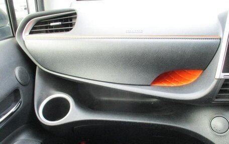 Toyota Sienta II, 2021 год, 1 305 000 рублей, 18 фотография