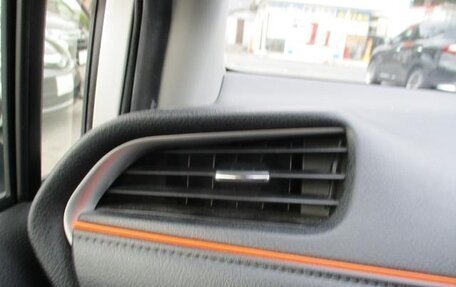 Toyota Sienta II, 2021 год, 1 305 000 рублей, 19 фотография