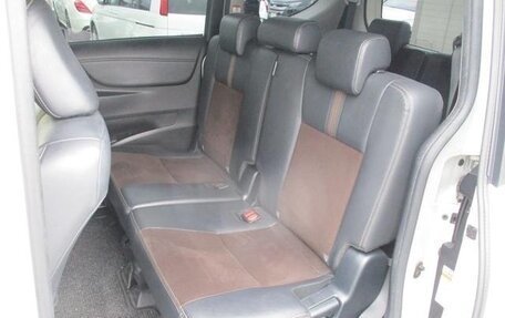 Toyota Sienta II, 2021 год, 1 305 000 рублей, 23 фотография