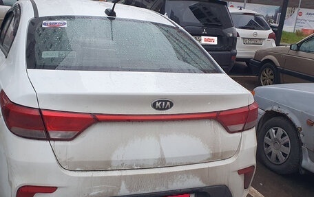 KIA Rio IV, 2018 год, 780 000 рублей, 4 фотография