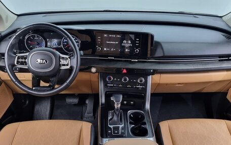 KIA Carnival, 2021 год, 2 800 000 рублей, 8 фотография