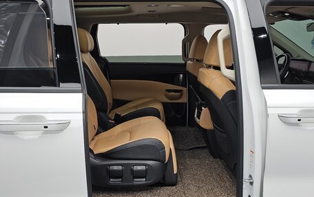 KIA Carnival, 2021 год, 3 000 000 рублей, 12 фотография