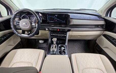 KIA Carnival, 2021 год, 2 800 000 рублей, 6 фотография