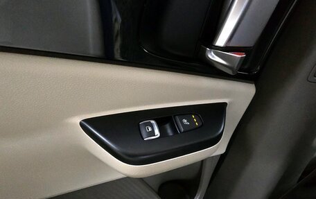 KIA Carnival, 2021 год, 2 800 000 рублей, 17 фотография