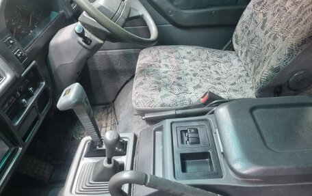 Mitsubishi Delica III, 1997 год, 899 000 рублей, 5 фотография