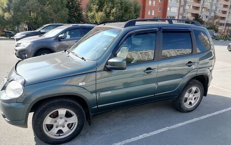 Chevrolet Niva I рестайлинг, 2012 год, 430 000 рублей, 2 фотография