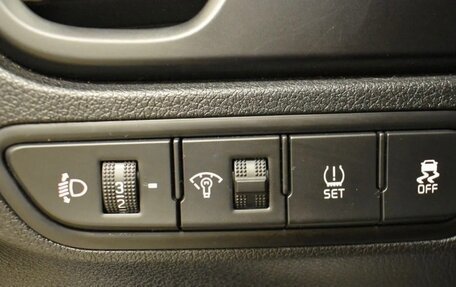 KIA Rio IV, 2021 год, 1 920 000 рублей, 10 фотография