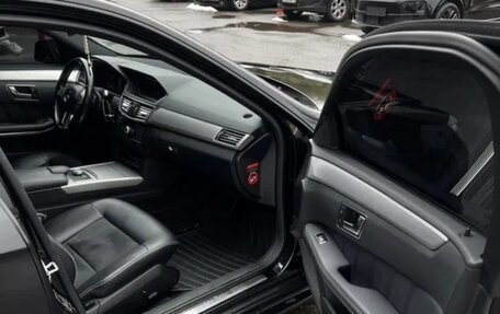 Mercedes-Benz E-Класс, 2012 год, 1 700 000 рублей, 7 фотография