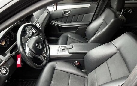 Mercedes-Benz E-Класс, 2012 год, 1 700 000 рублей, 10 фотография