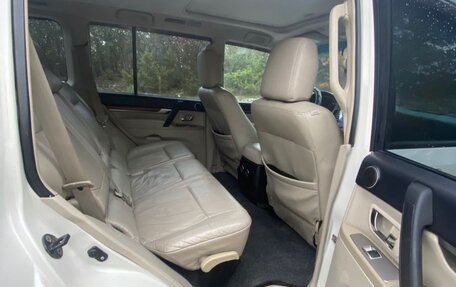 Mitsubishi Pajero IV, 2008 год, 1 900 000 рублей, 10 фотография