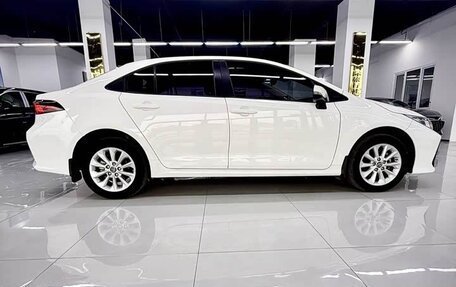 Toyota Corolla, 2021 год, 1 500 000 рублей, 5 фотография