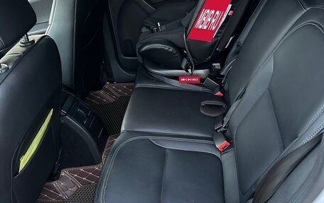 Skoda Yeti I рестайлинг, 2014 год, 1 400 000 рублей, 5 фотография