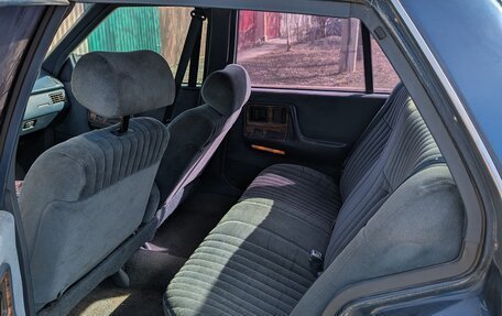 Pontiac Bonneville VIII, 1989 год, 300 000 рублей, 10 фотография